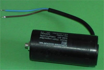 Kondensator 100uF 450V