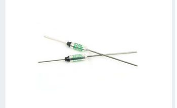 Bezpiecznik termiczny 133'C  10A